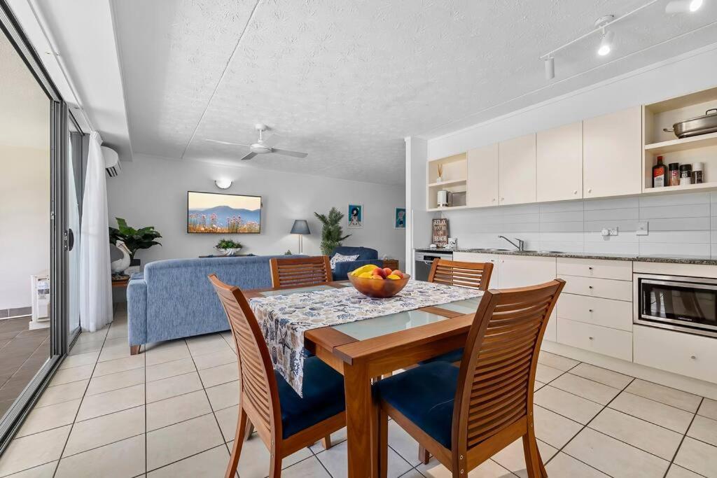 Your Place. Enjoy The Beach Retreat Rainbow Beach Exterior foto